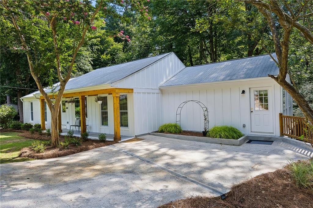 60 Willow Springs Lane