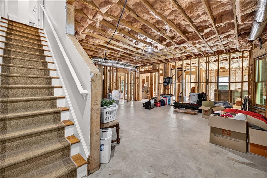 302 Moss Court