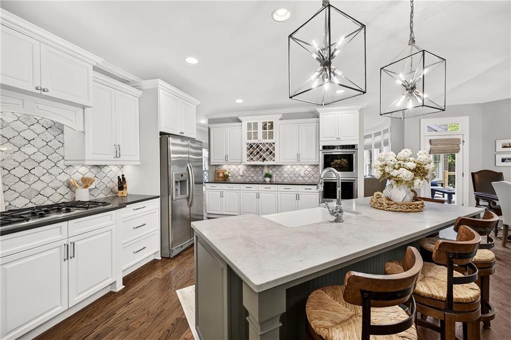 302 Moss Court