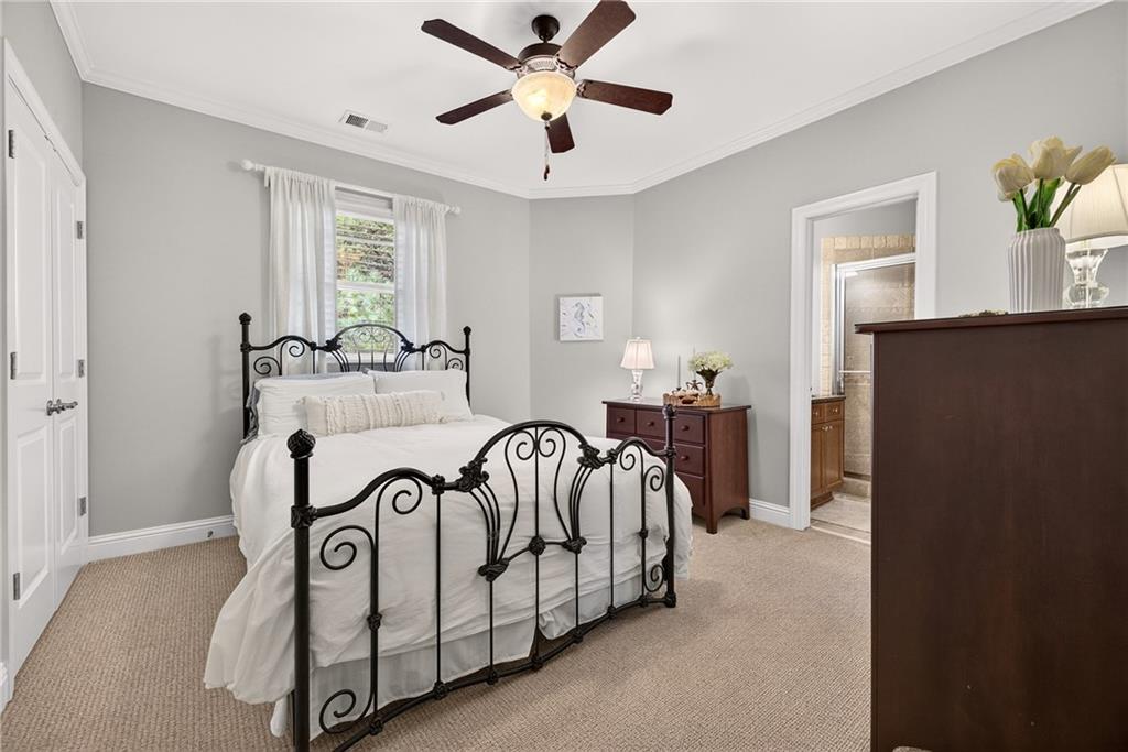 302 Moss Court