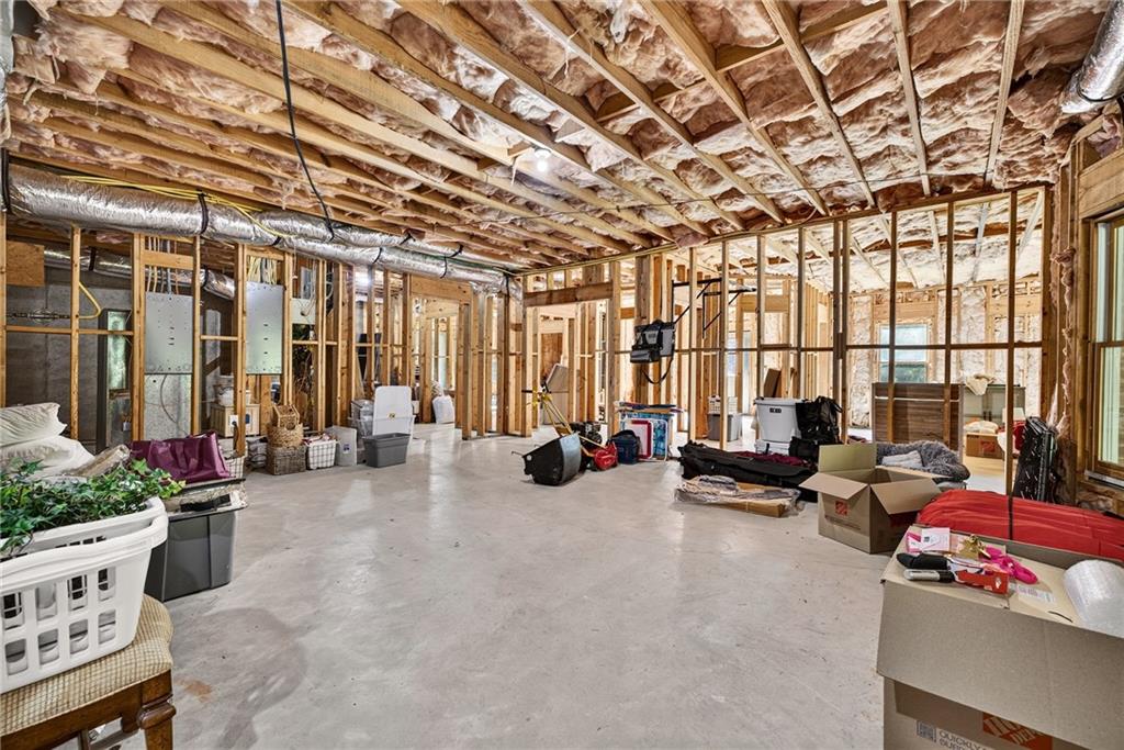 302 Moss Court