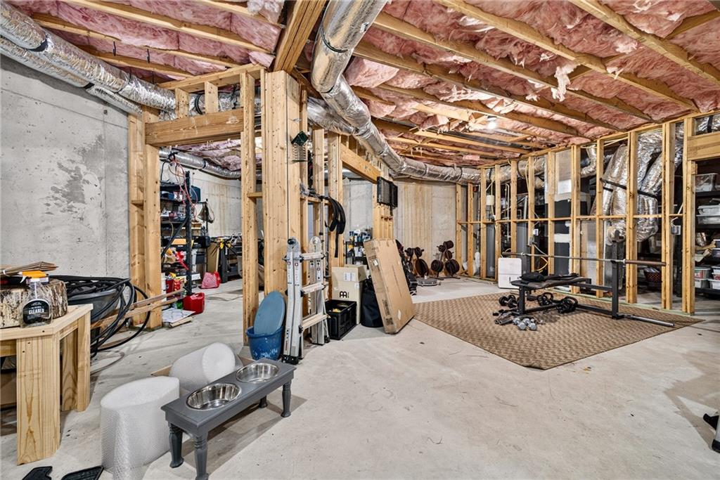 302 Moss Court