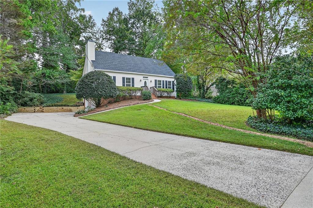 2750 Holly Ridge Circle