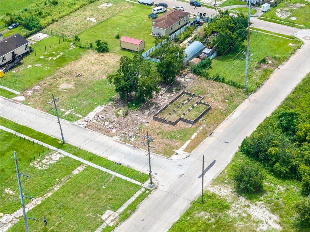 2644 TENNESSEE Street