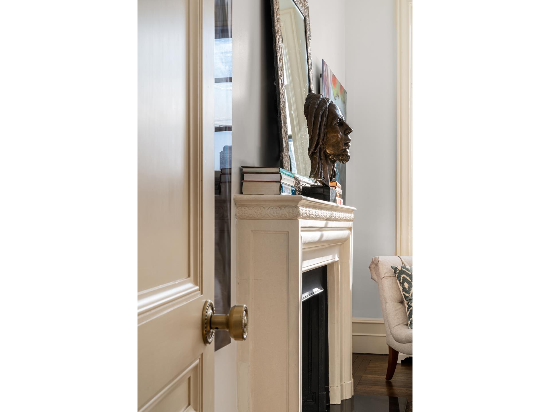 563 PARK Avenue 11E