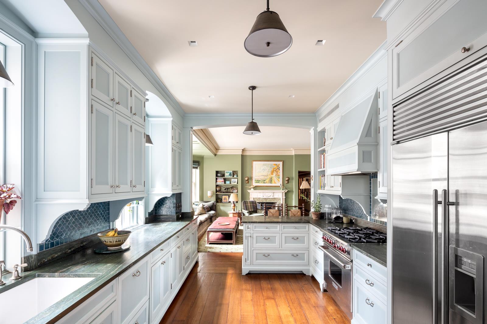 41 CENTRAL Park W 11A