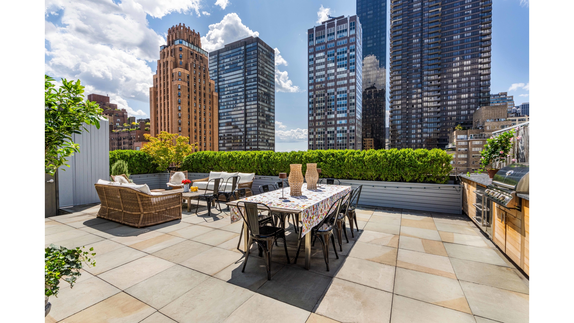 345 E 50TH Street PHB