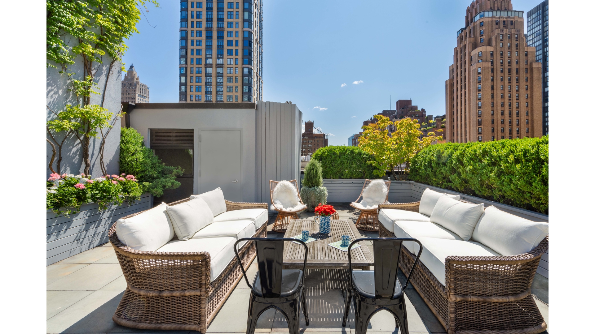 345 E 50TH Street PHB