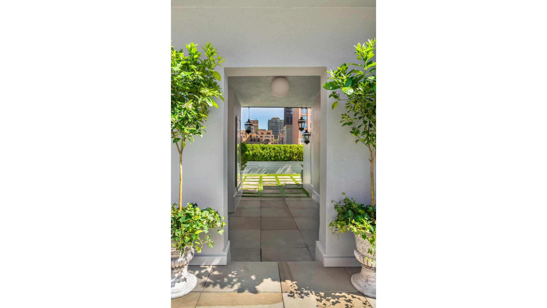 345 E 50TH Street PHB