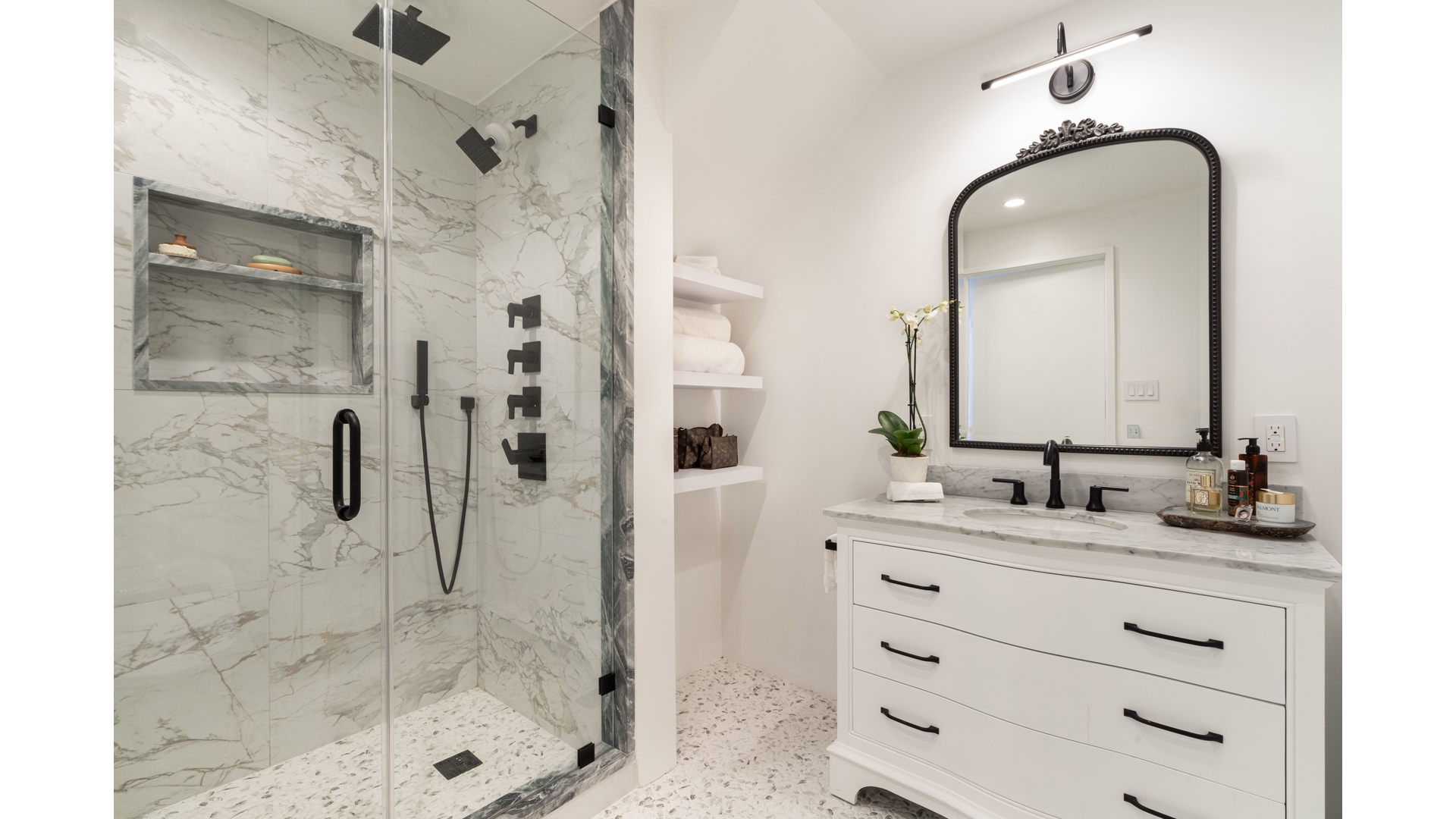 345 E 50TH Street PHB