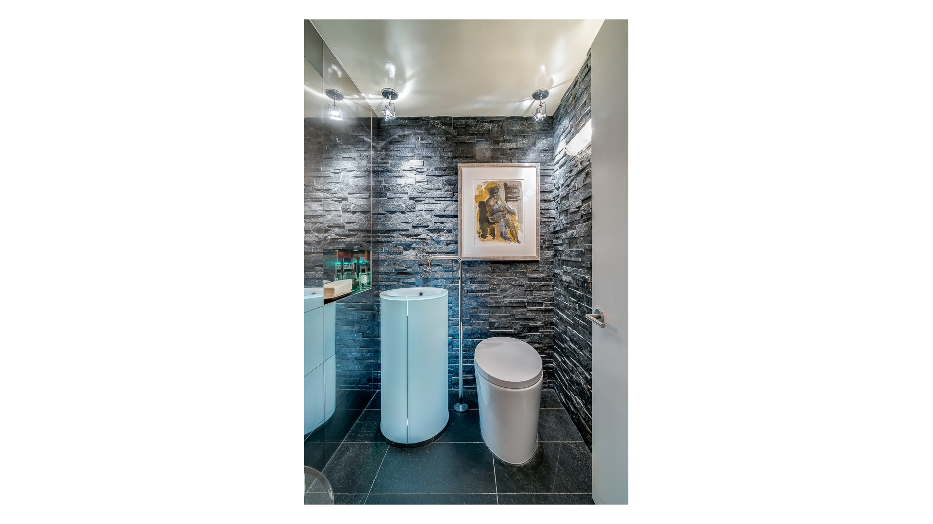 345 E 50TH Street PHB