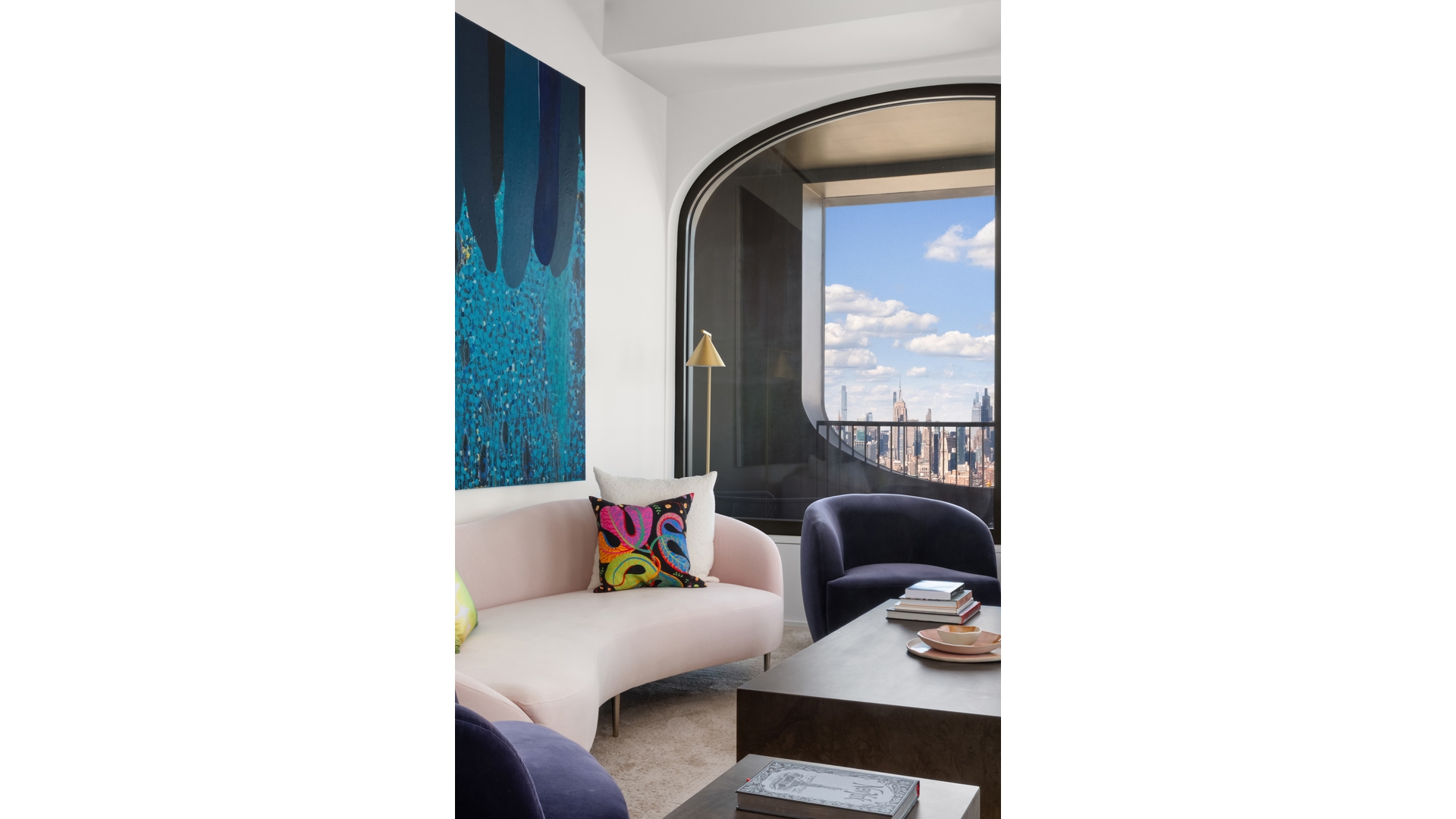 130 WILLIAM Street PH62A