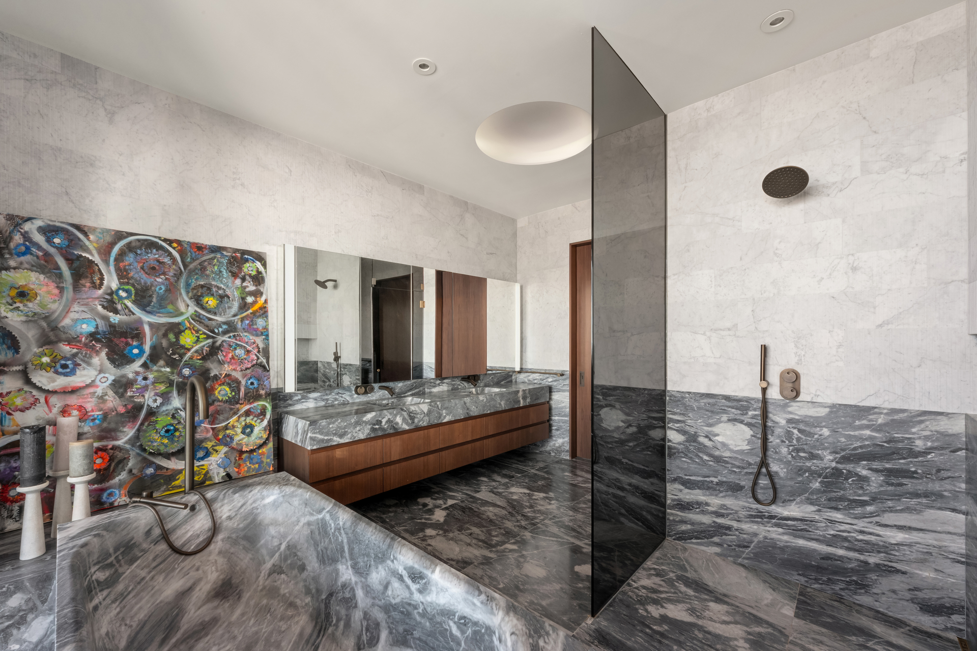 130 WILLIAM Street PH62A