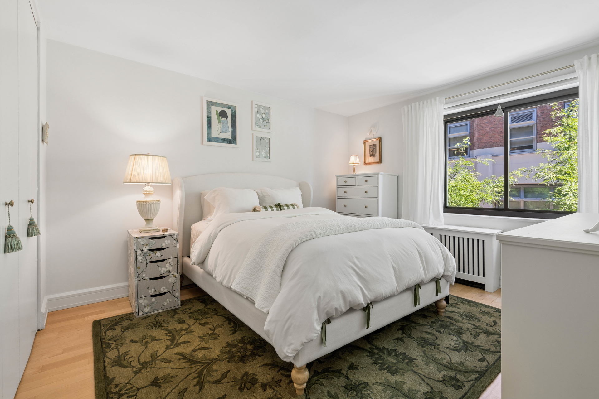 85 8TH Avenue 3F