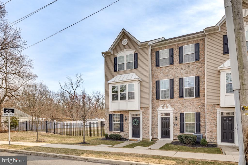 67 Franklin Cir