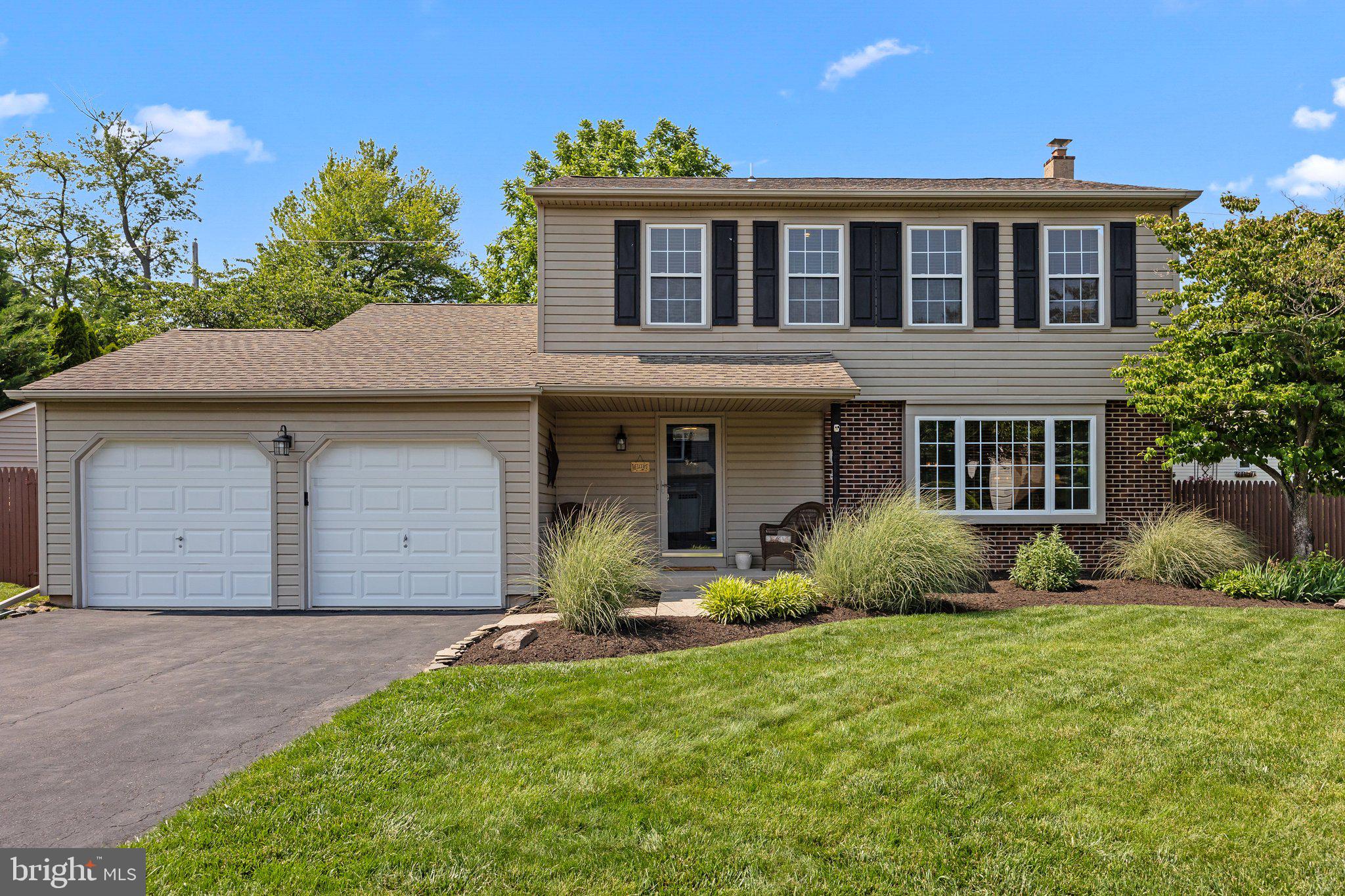 222 Hampton Dr