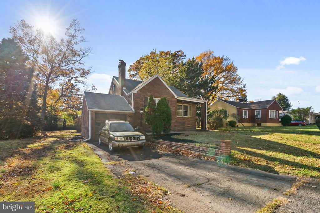 39 WOODBINE AVENUE