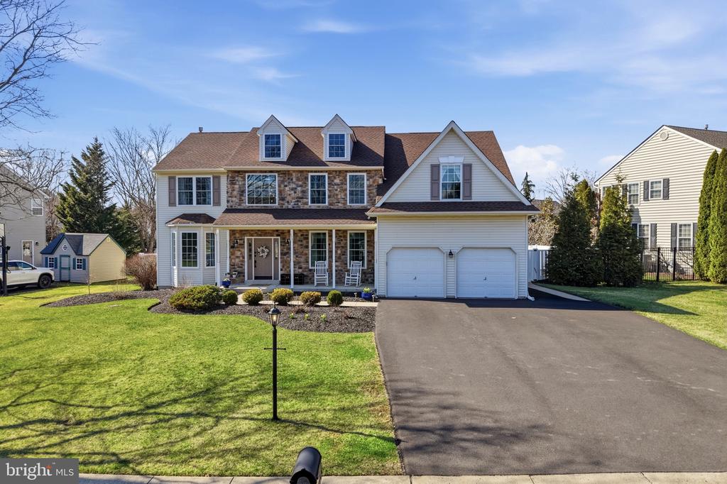 930 RED COAT FARM DRIVE
