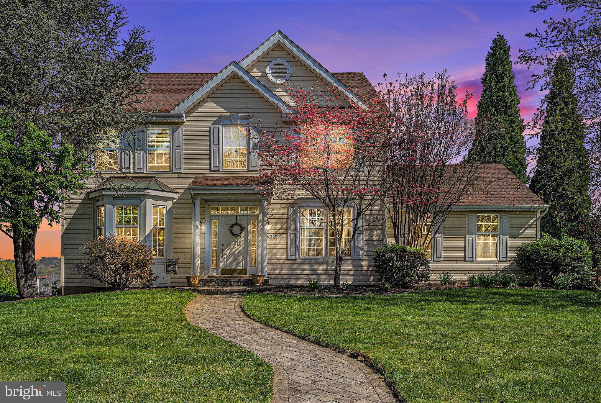 547 Red Coat Ln