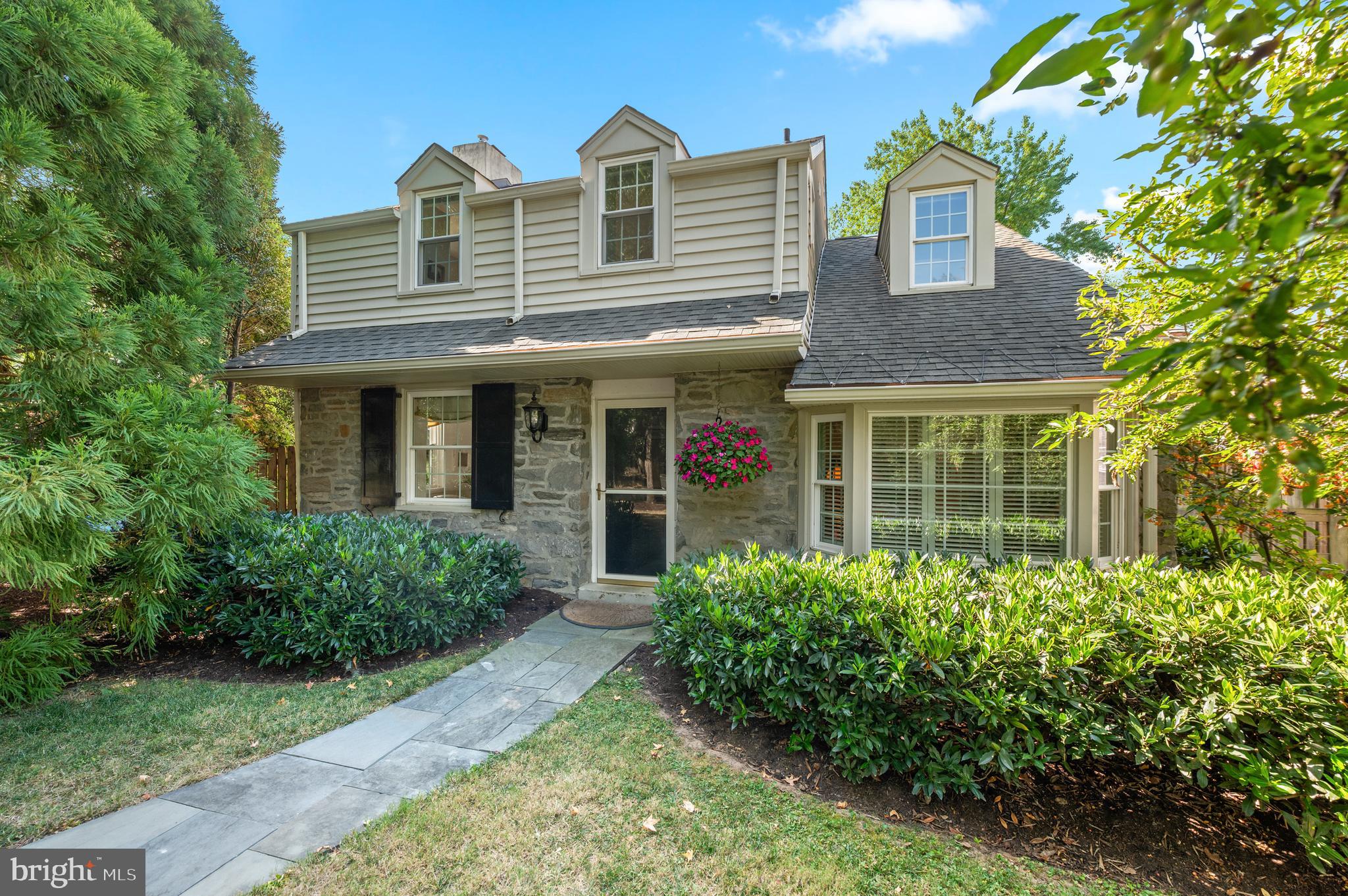 28 HOMESTEAD ROAD