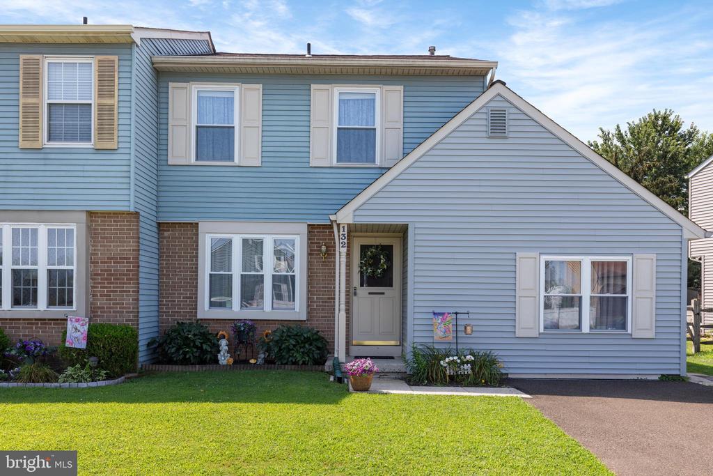 132 HUNT DRIVE