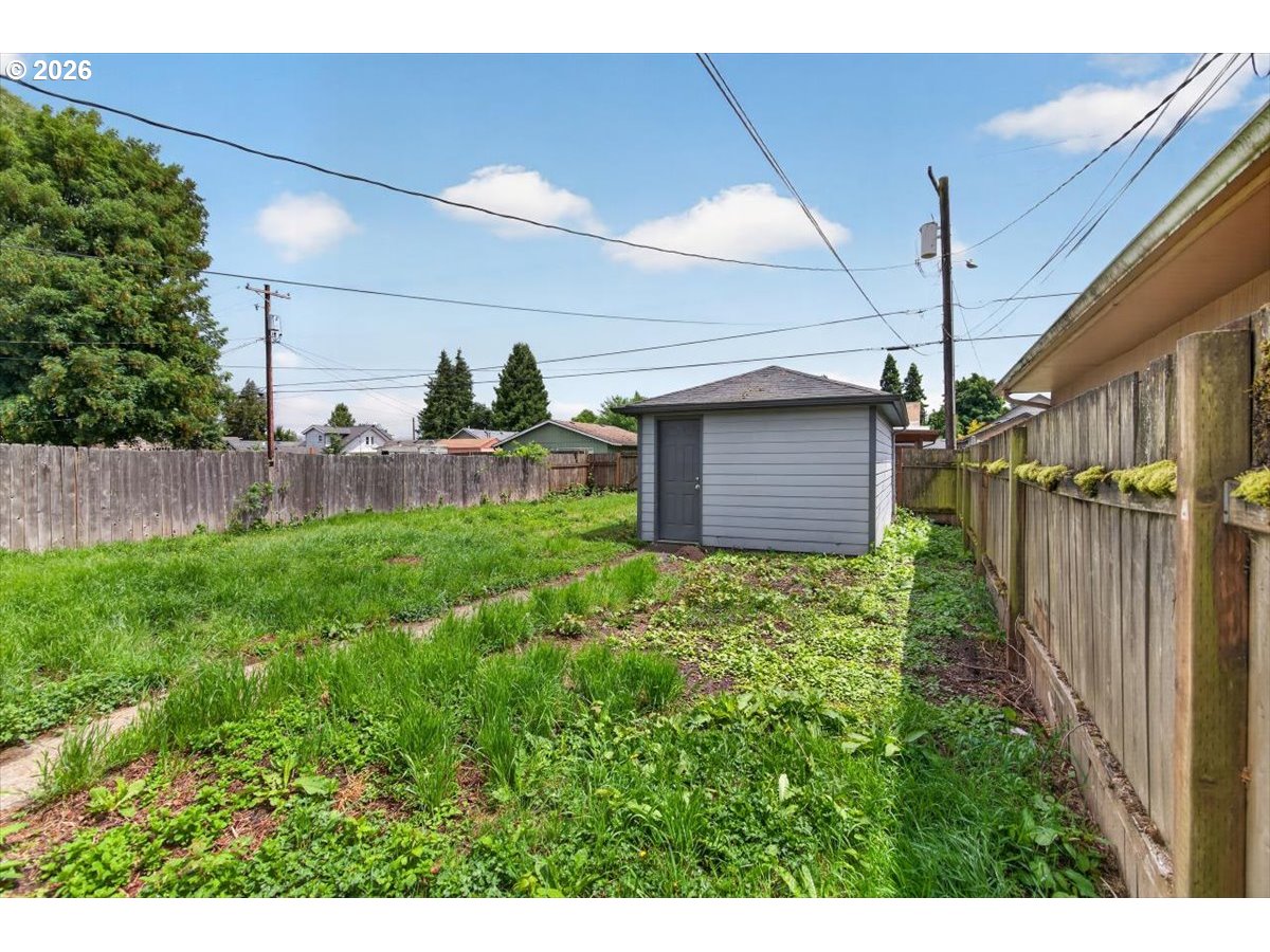 306 23RD AVE