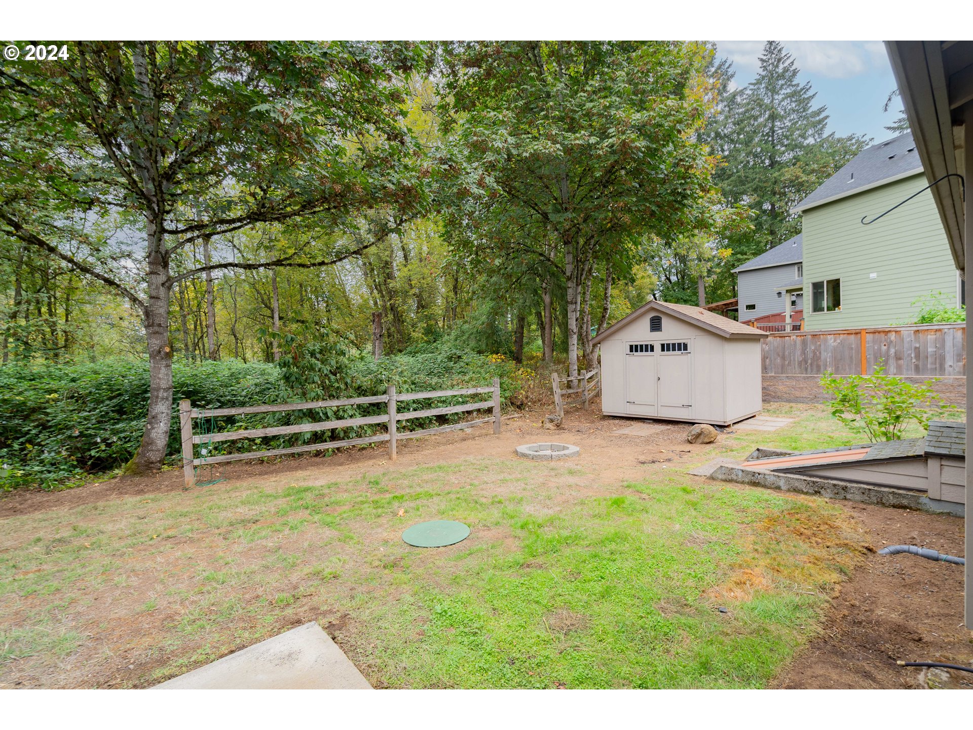 419 N 47TH CIR