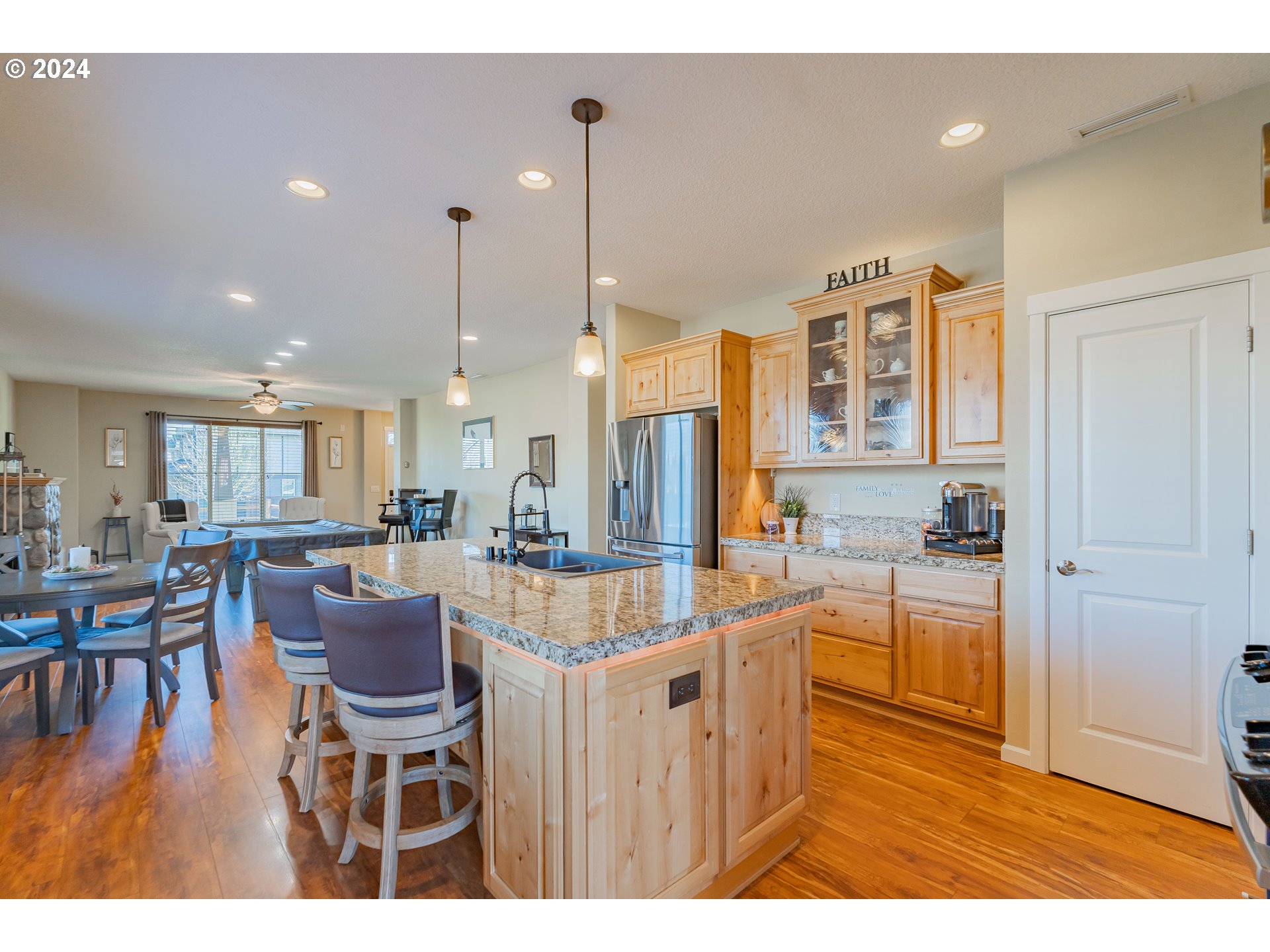 331 N 35TH AVE
