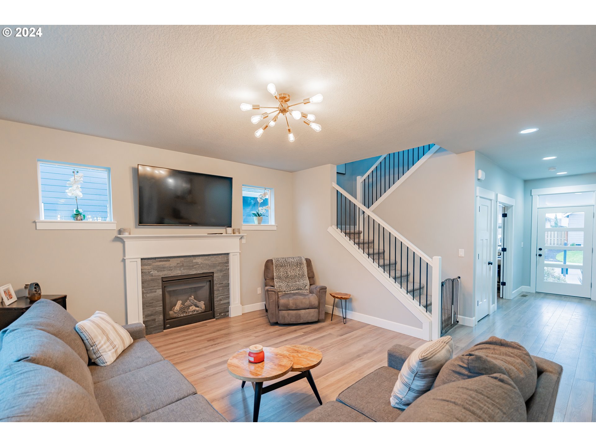 1526 NW 26TH AVE
