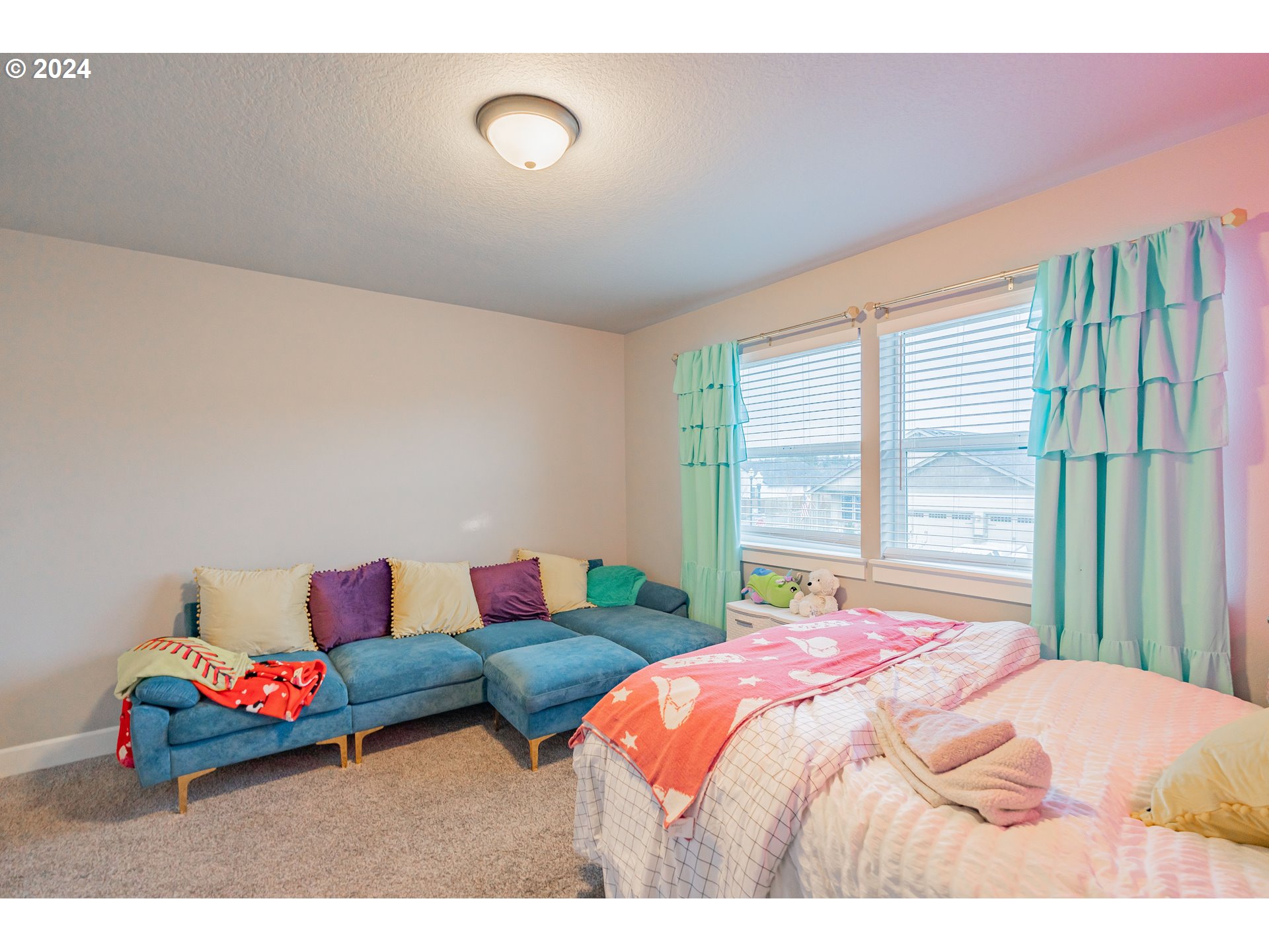 1526 NW 26TH AVE