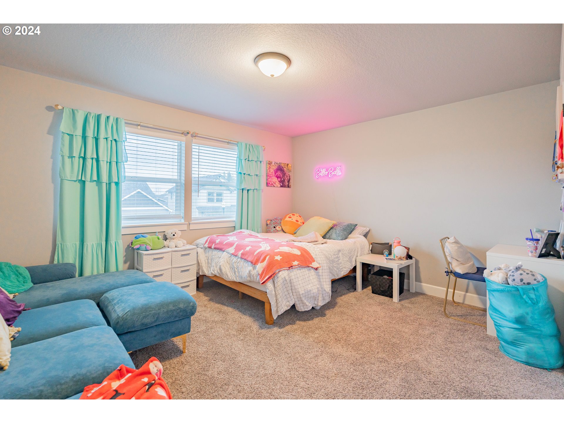 1526 NW 26TH AVE