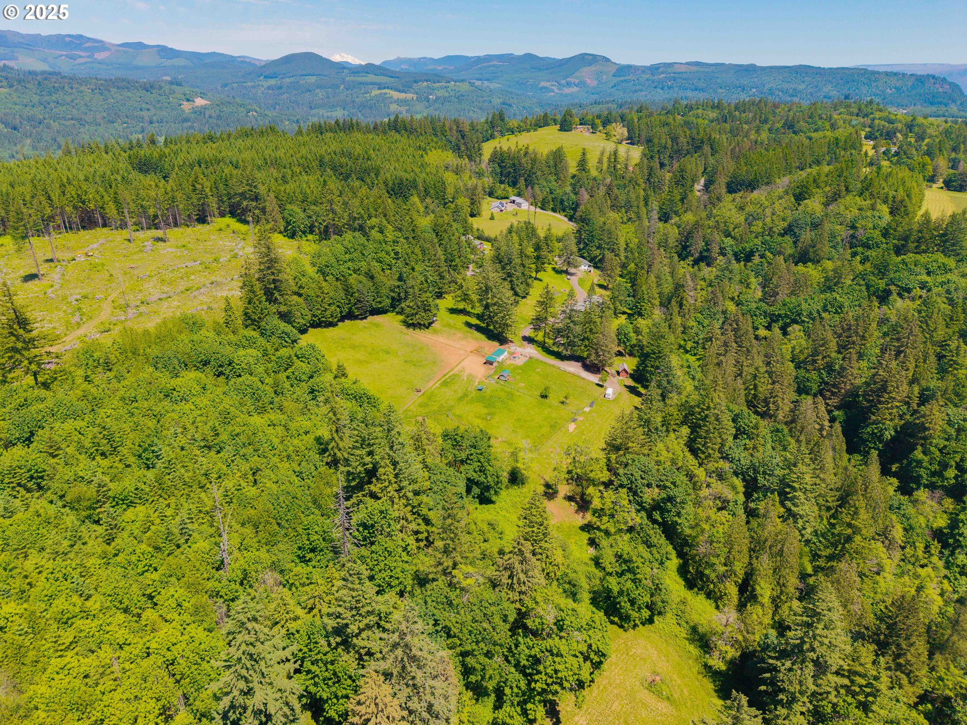 3221 Belle Center RD