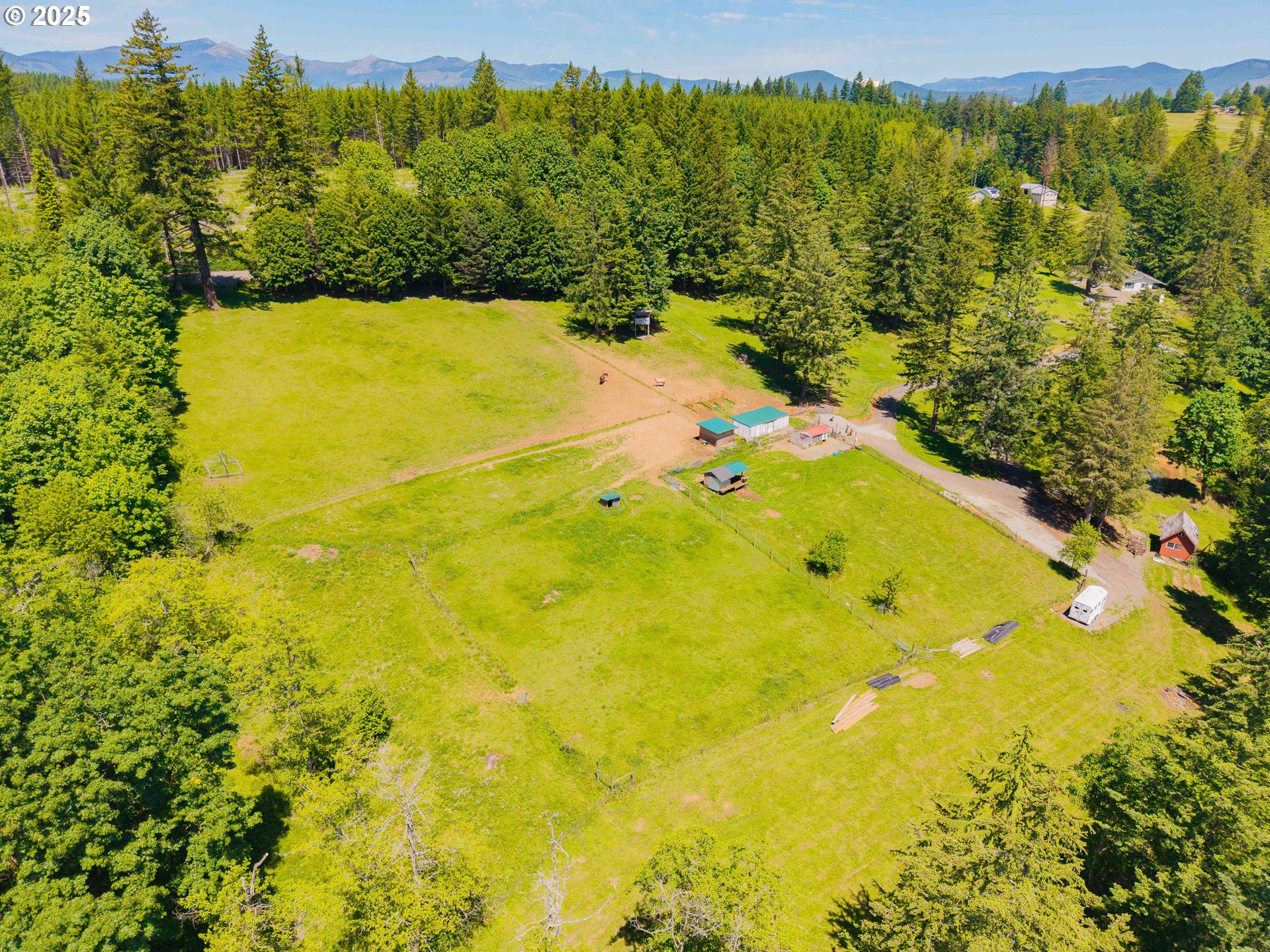 3221 Belle Center RD