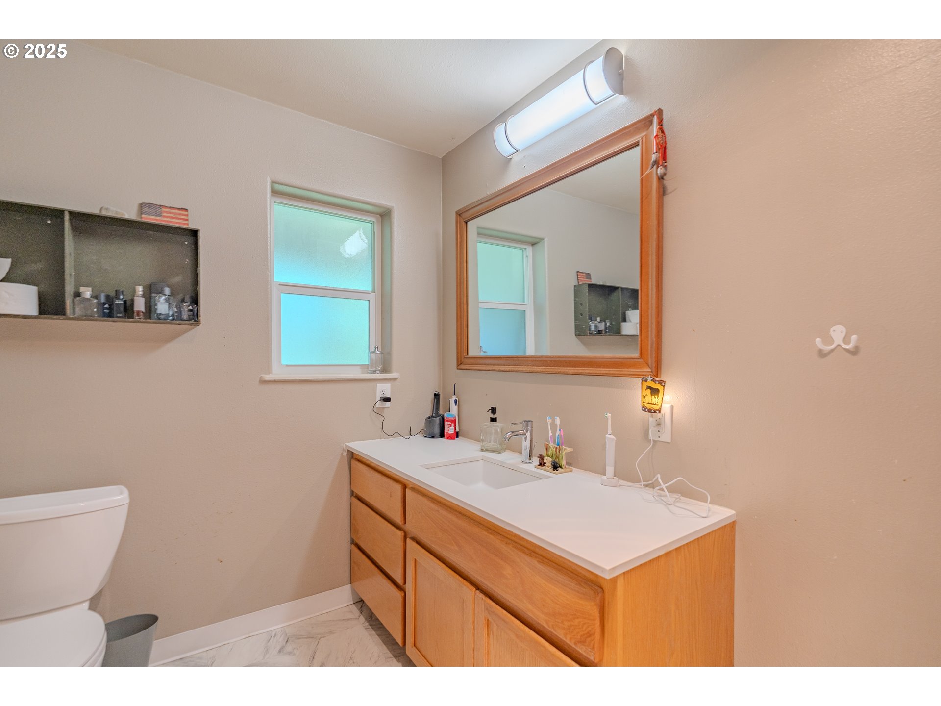 3221 Belle Center RD