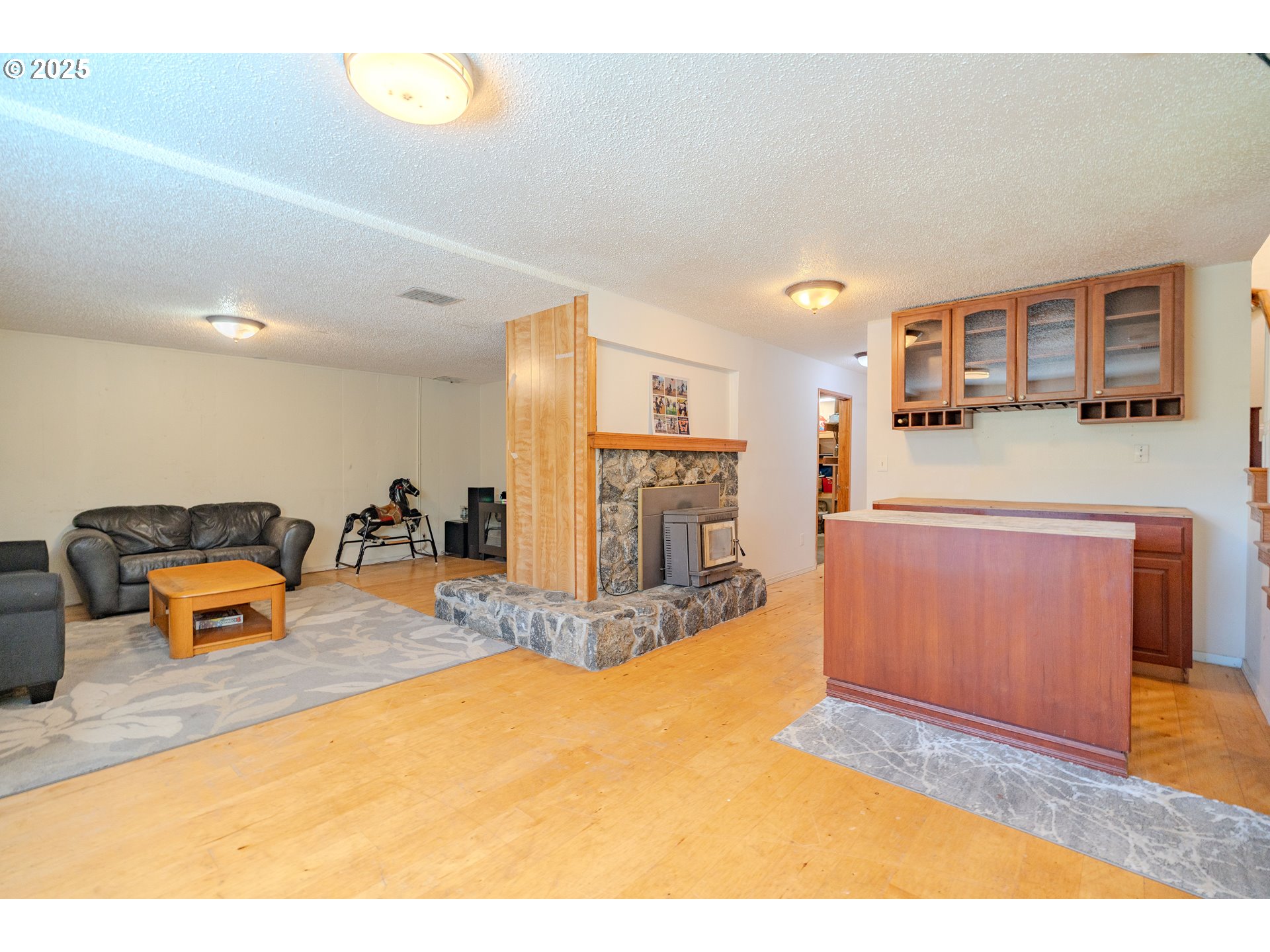 3221 Belle Center RD