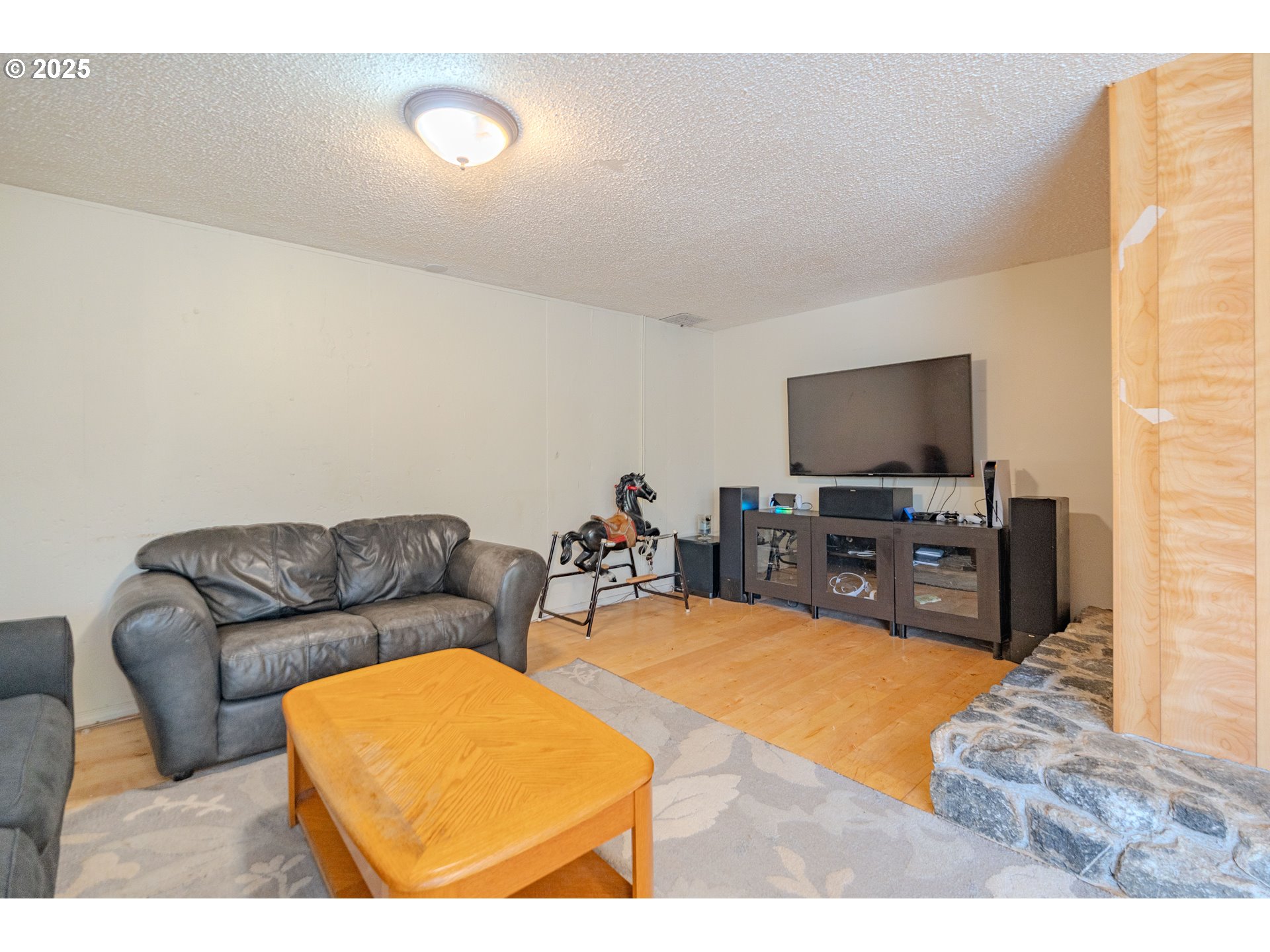 3221 Belle Center RD