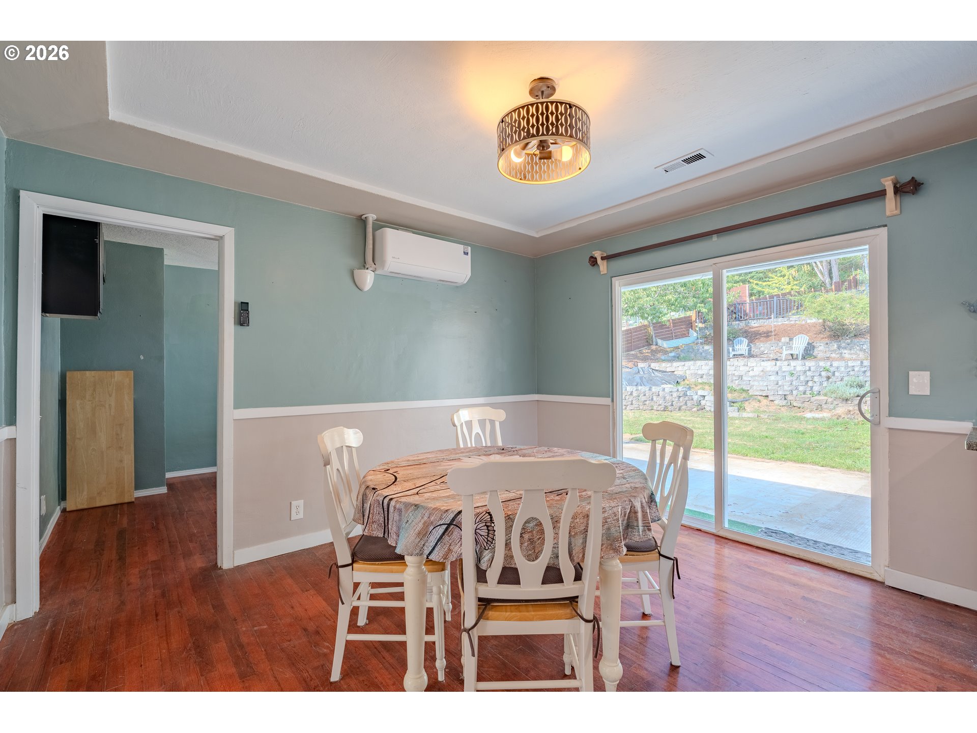 243 N SHEPHERD RD