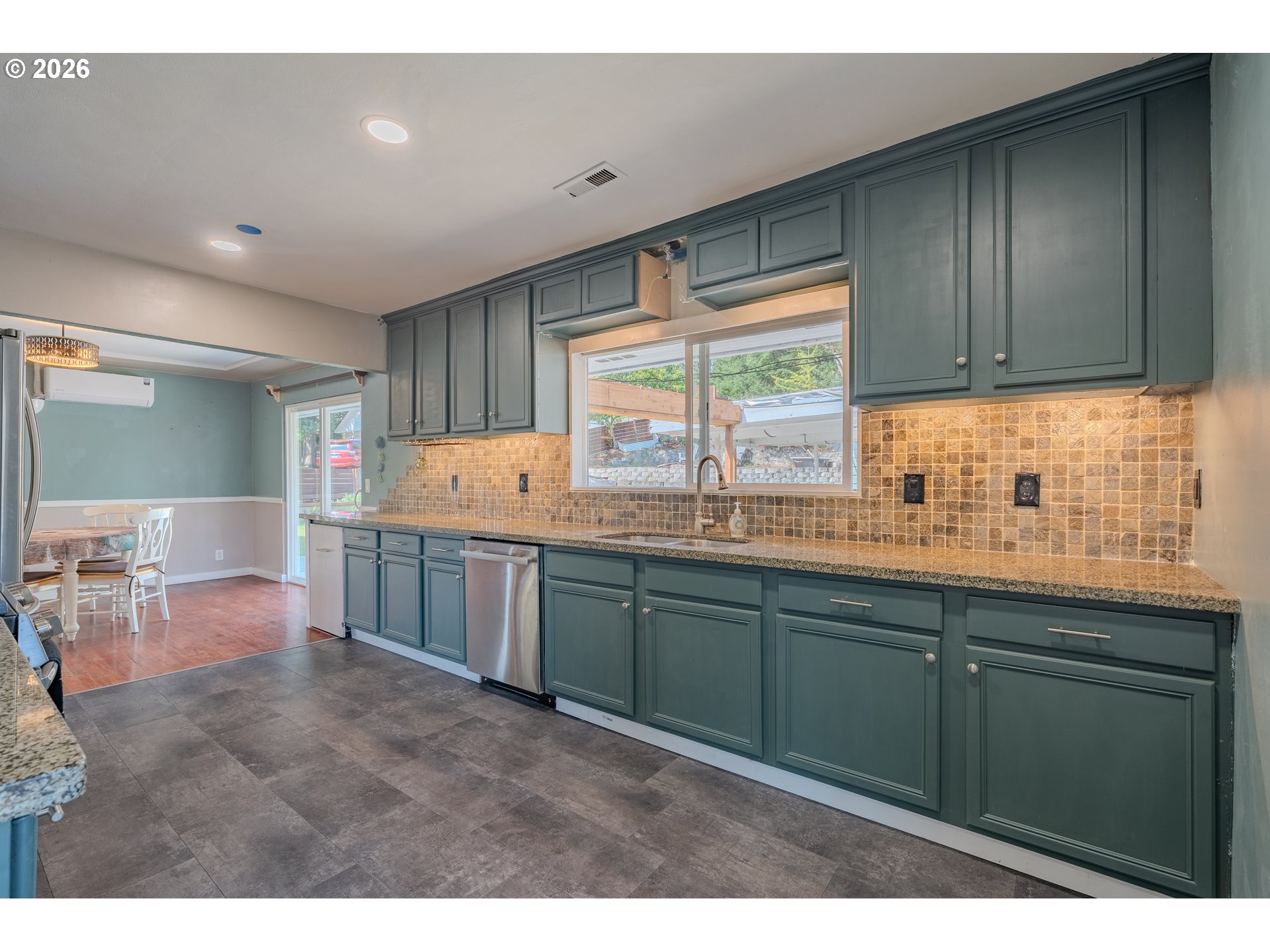 243 N SHEPHERD RD