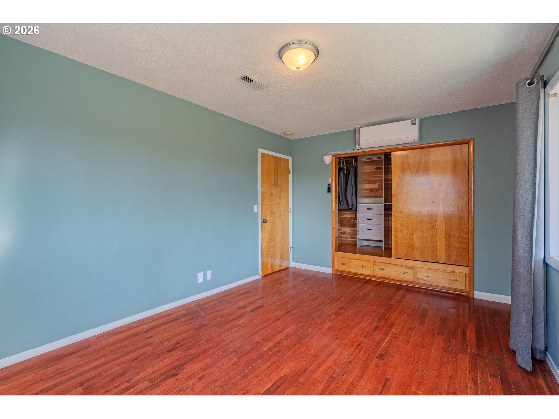243 N SHEPHERD RD