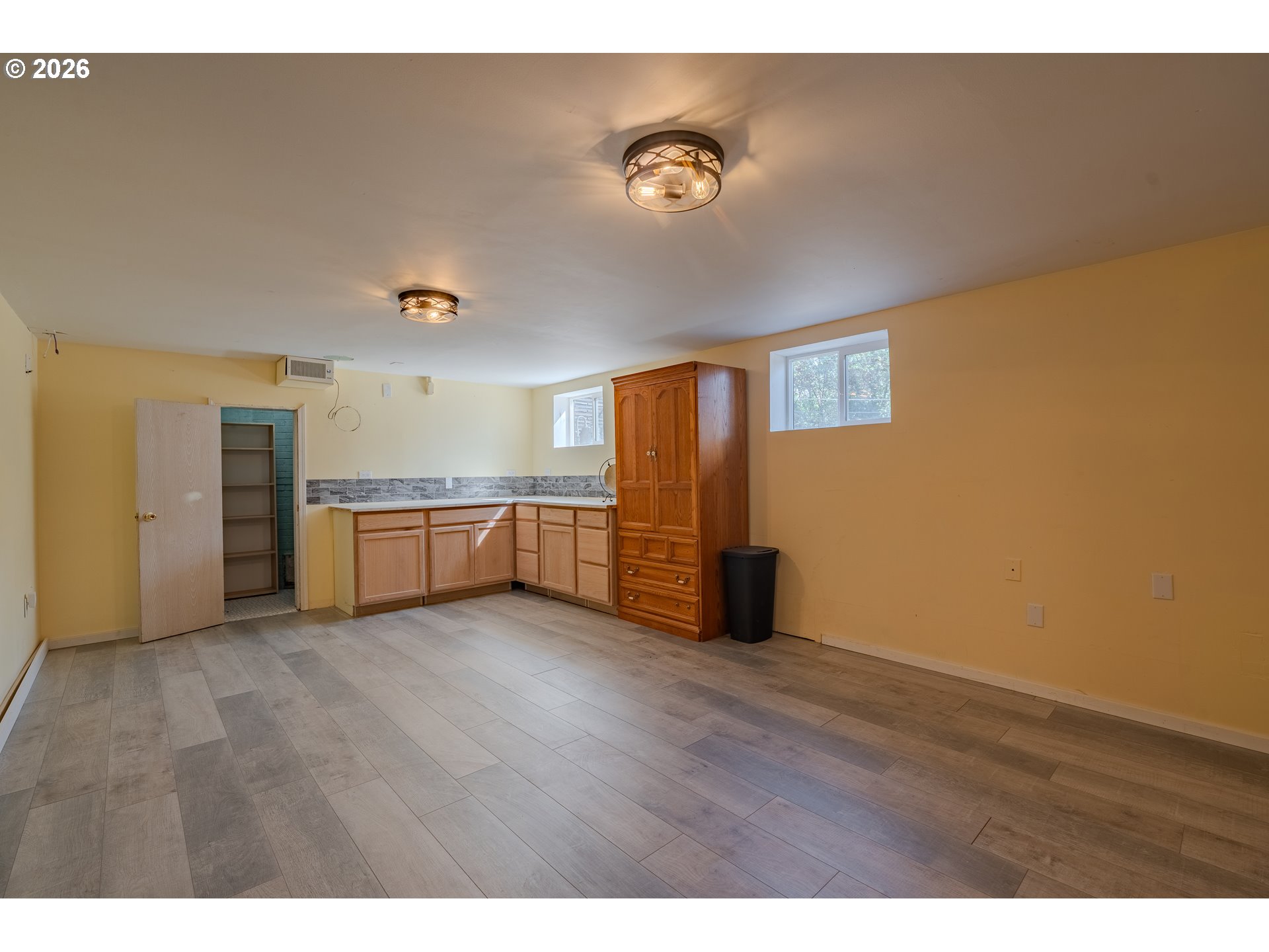 243 N SHEPHERD RD