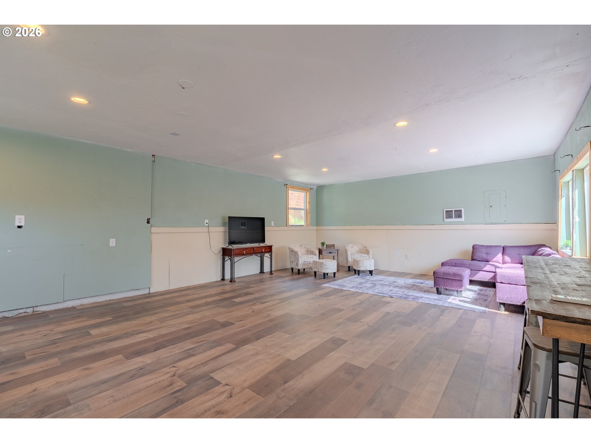 243 N SHEPHERD RD