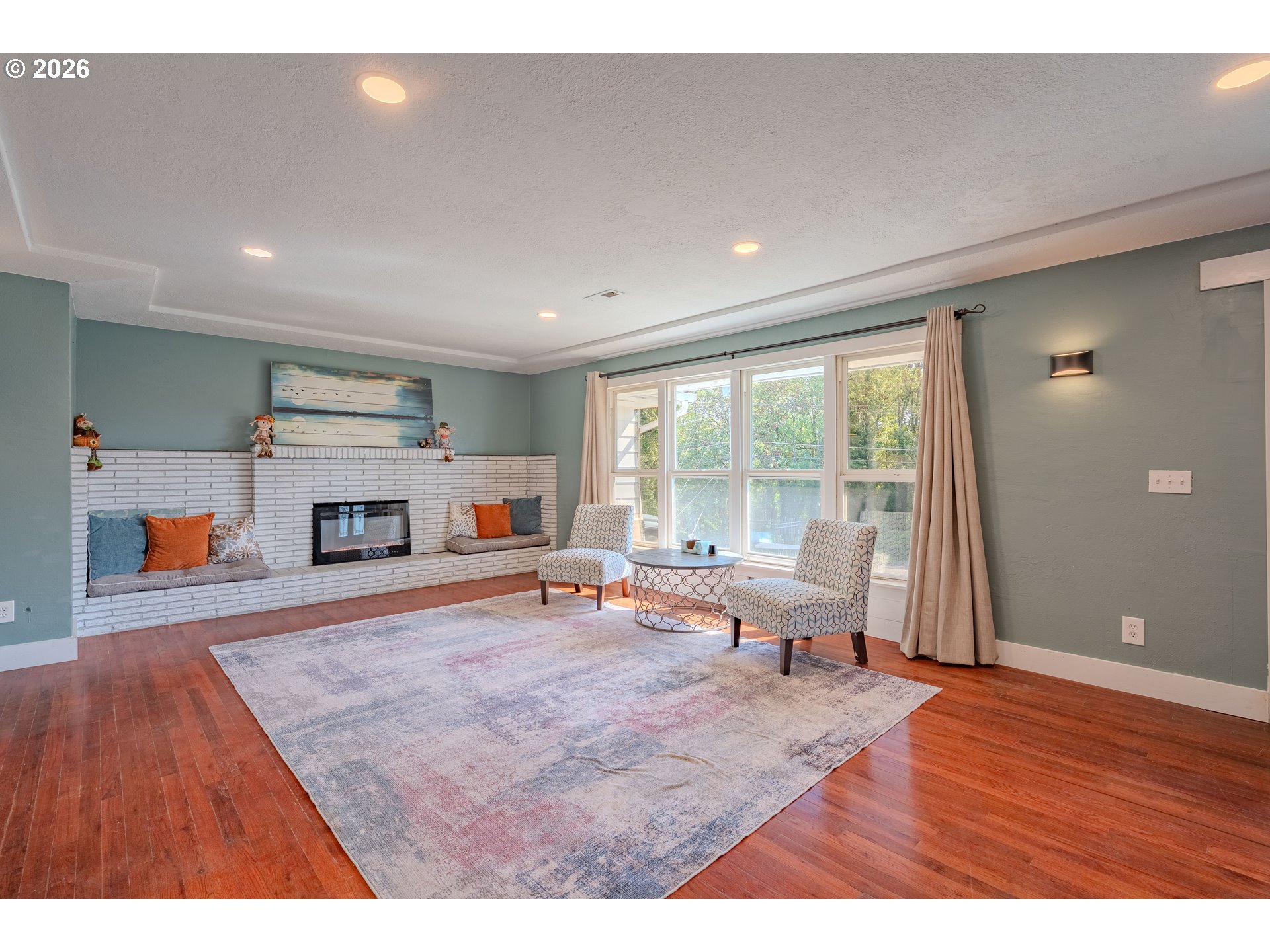 243 N SHEPHERD RD