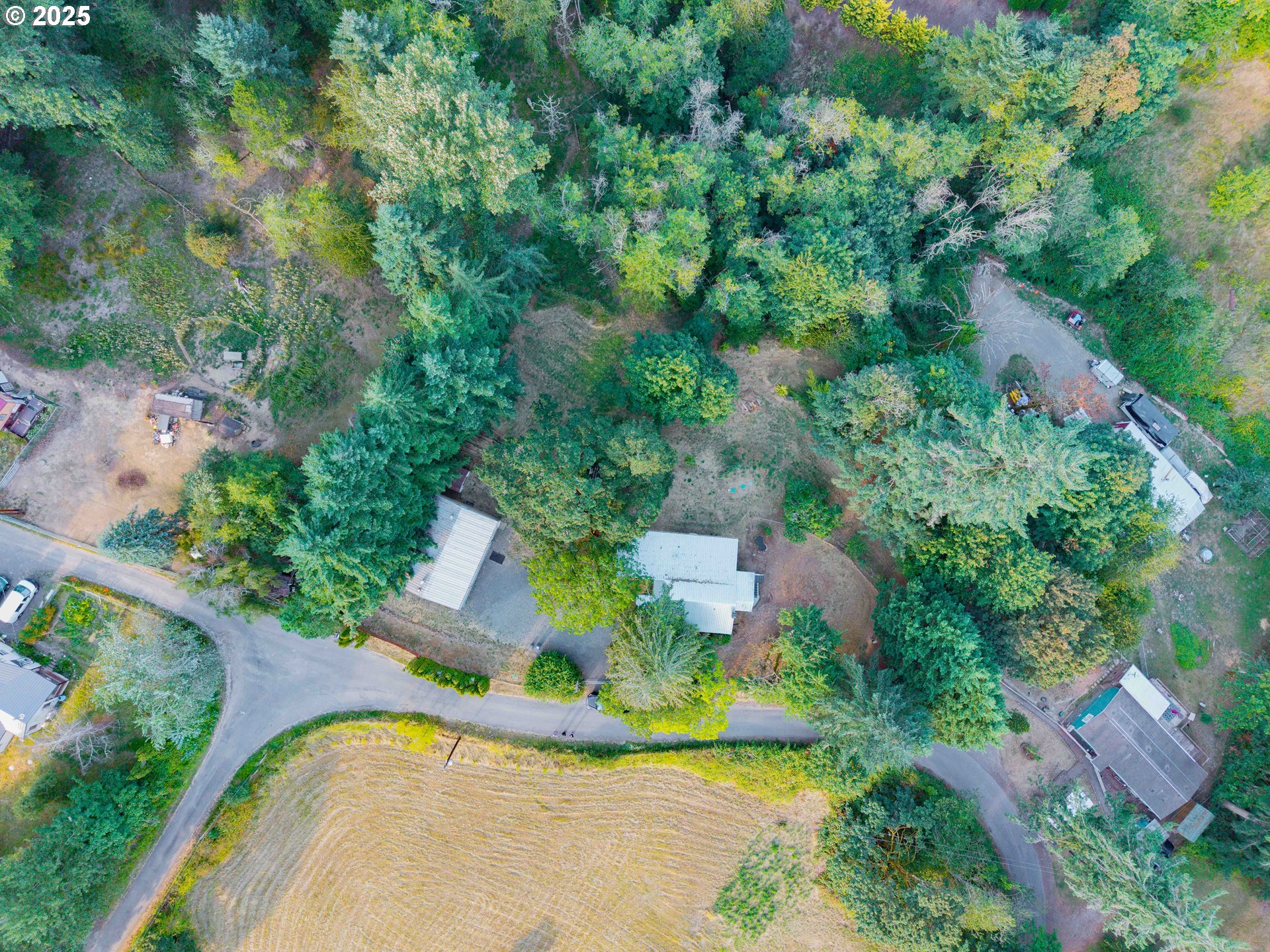 2817 NW EDDY ROCK RD