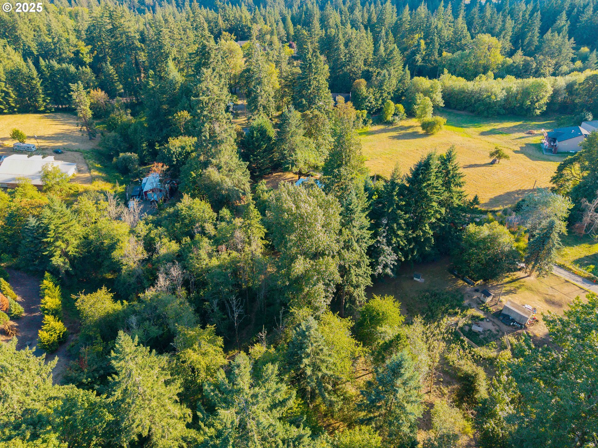 2817 NW EDDY ROCK RD