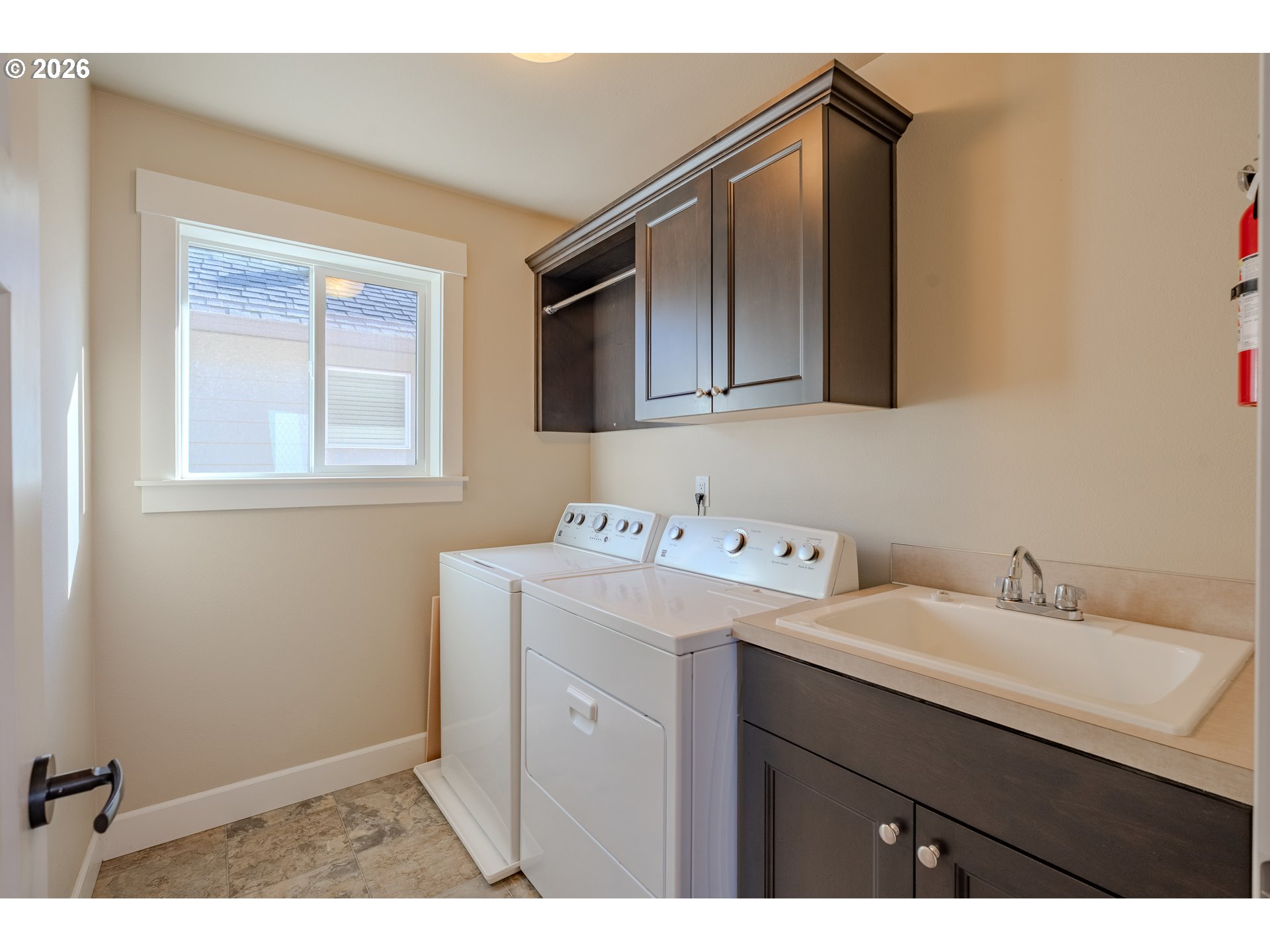 1145 S QUAIL RUN PL