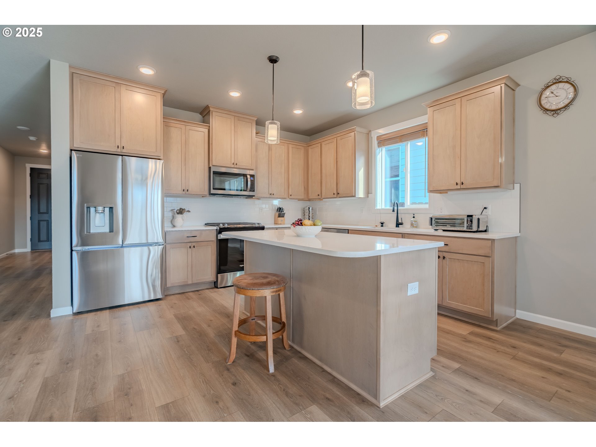 651 NW 28TH ST