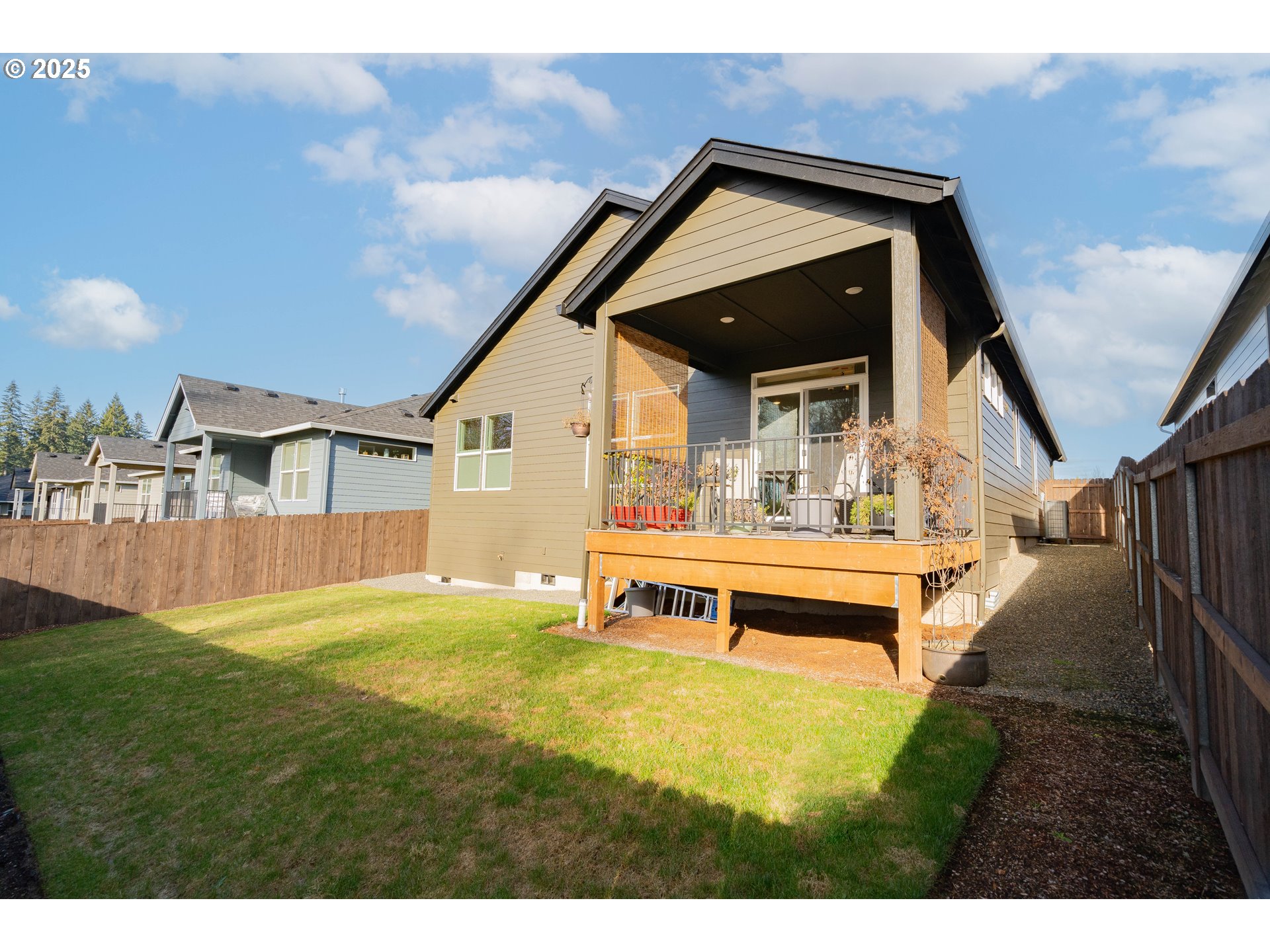 651 NW 28TH ST