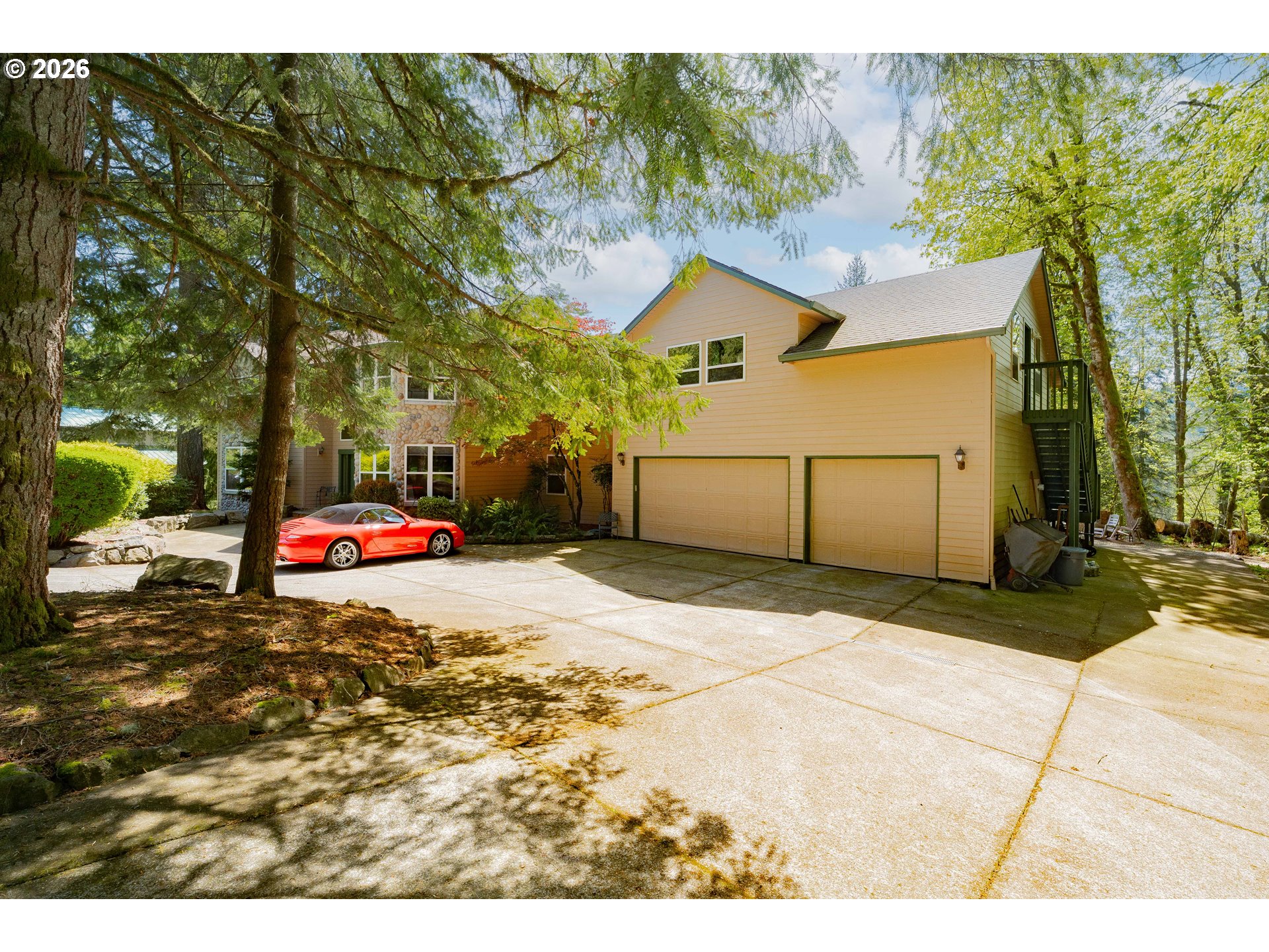 1352 BUHMAN RD
