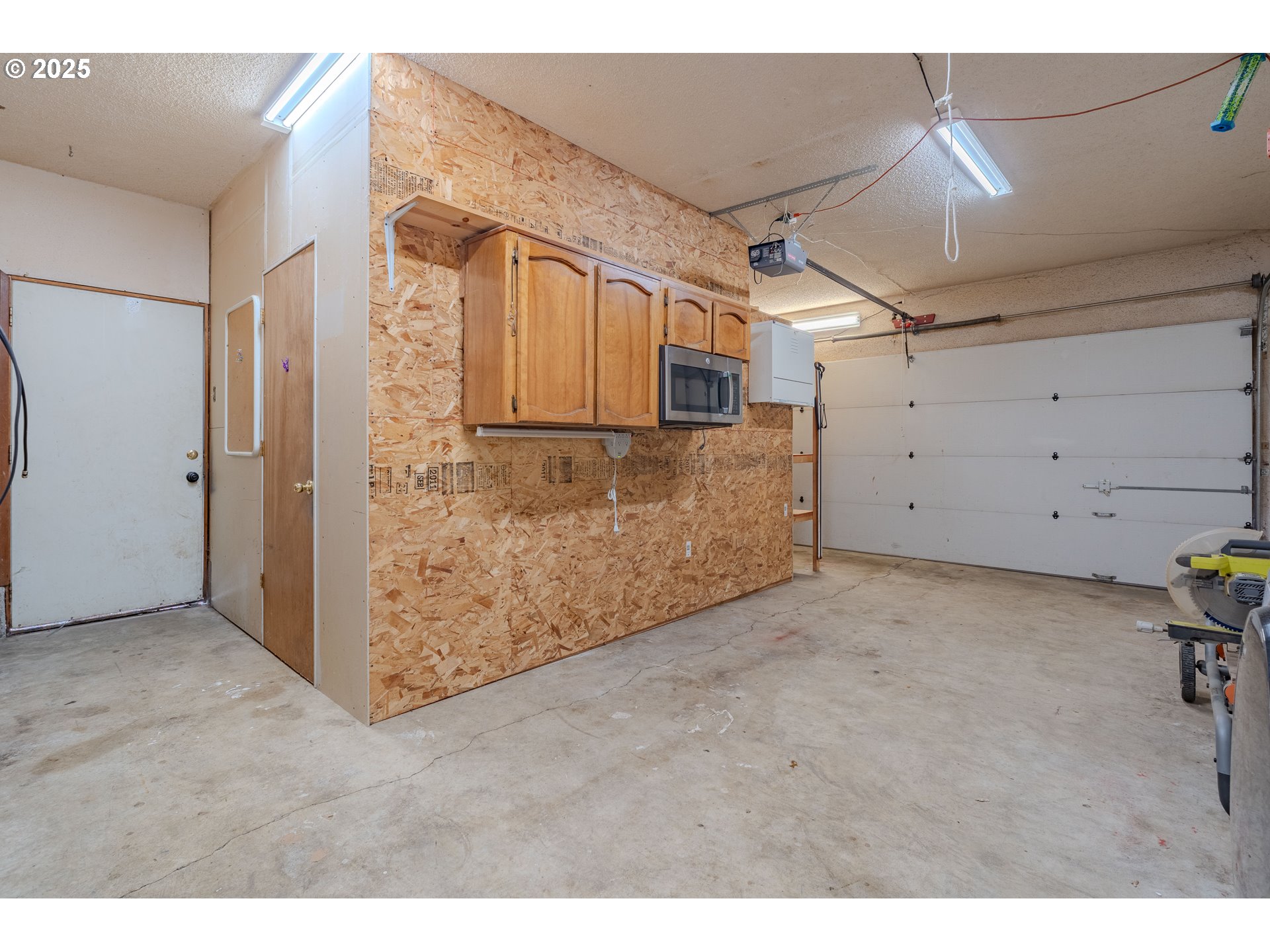 1115 SW 2ND AVE