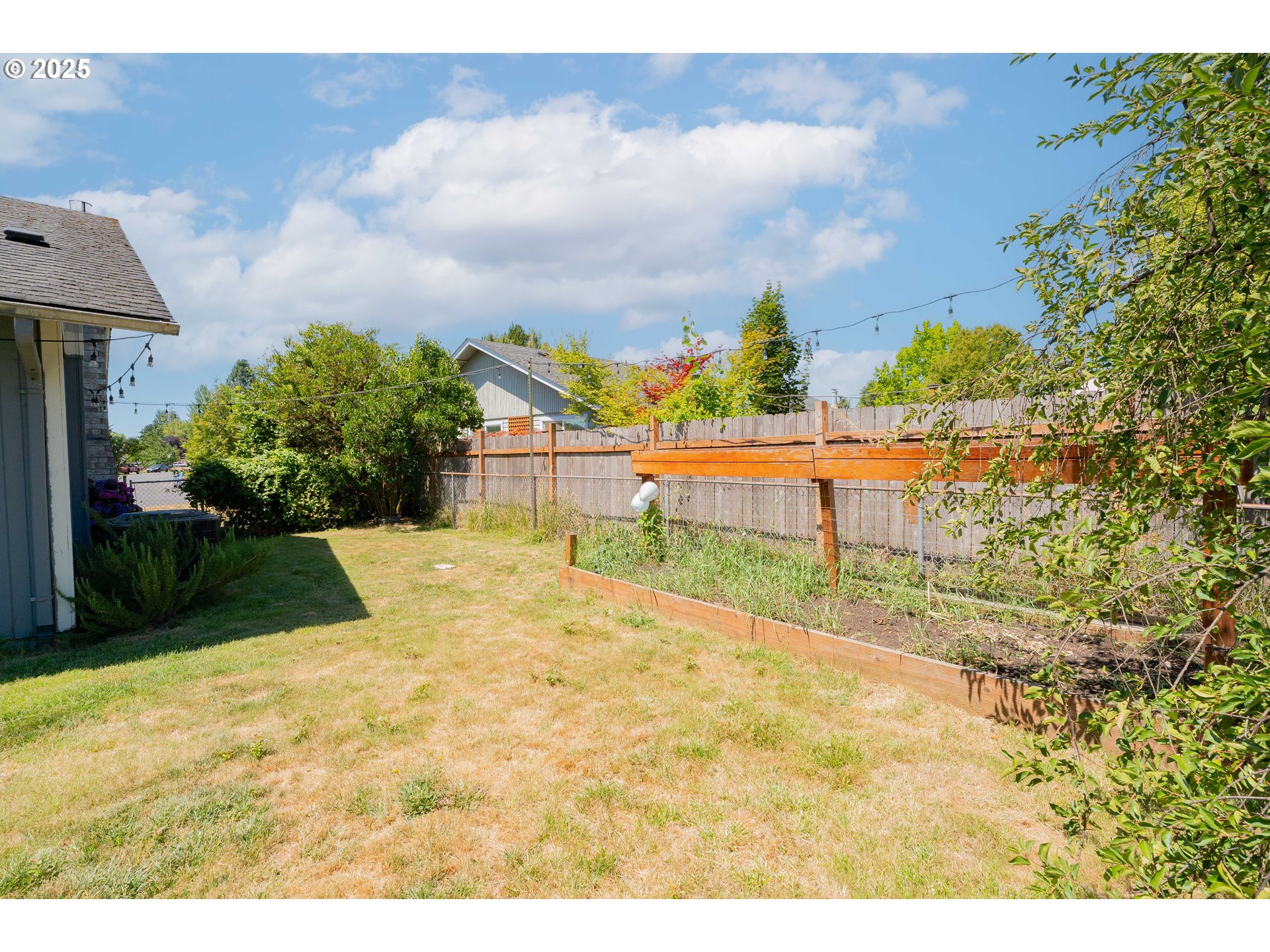 1115 SW 2ND AVE
